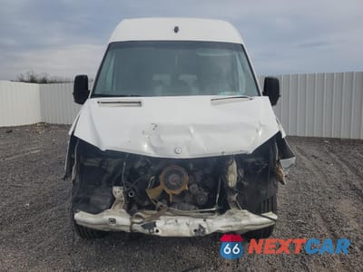Piąte zdjęcie samochodu w środku: 2017 MERCEDES-BENZ SPRINTER 2500 VIN:8BRPE8CD4HE136156 - miniatura