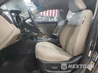 Zdjęcie 7 z 15 samochodu: 2014 KIA OPTIMA LX VIN:5XXGM4A76EG306535 - miniatura