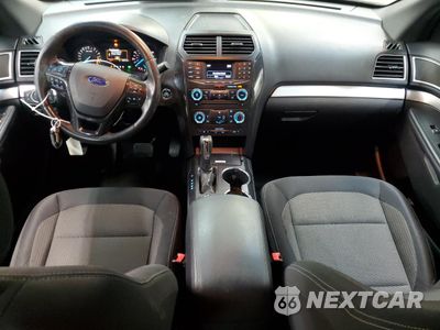 Zdjęcie 8 z 16 samochodu: 2016 FORD EXPLORER XLT VIN:1FM5K8D88GGA46705 - miniatura