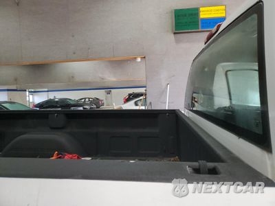 Zdjęcie 10 z 14 samochodu: 2001 CHEVROLET SILVERADO K1500 VIN:1GCEK14T71E266257 - miniatura