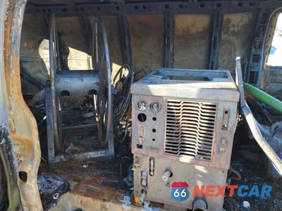 Zdjęcie 10 z 11 samochodu: 2004 CHEVROLET EXPRESS G3500 VIN:1GCHG39UX41220770 - miniatura