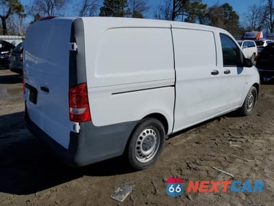 Trzecie zdjęcie samochodu z tyłu: 2017 MERCEDES-BENZ METRIS VIN:WD3PG2EA4H3274023 - miniatura