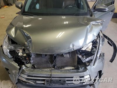 Zdjęcie 14 z 15 samochodu: 2018 TOYOTA HIGHLANDER LIMITED VIN:5TDDZRFH8JS897561 - miniatura