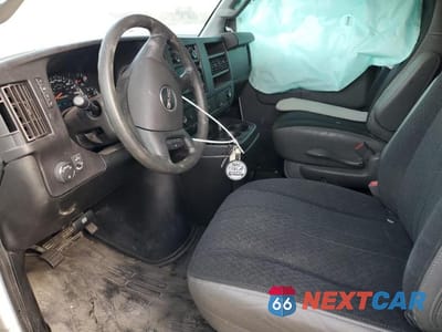 Zdjęcie 7 z 13 samochodu: 2021 GMC SAVANA G2500 VIN:1GTW7AFP6M1300318 - miniatura