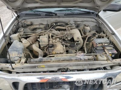 Zdjęcie 12 z 14 samochodu: 2003 TOYOTA TACOMA XTRACAB VIN:5TEWM72N03Z185297 - miniatura