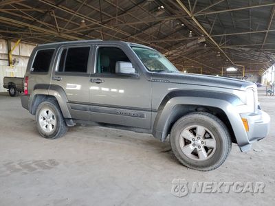 Czwarte zdjęcie samochodu z boku: 2012 JEEP LIBERTY SPORT VIN:1C4PJLAK5CW160132 - miniatura