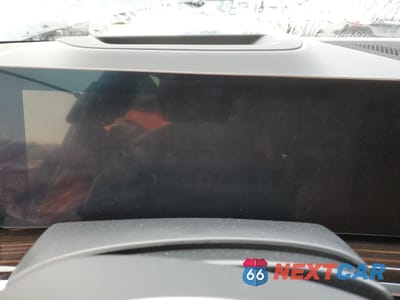 Zdjęcie 9 z 14 samochodu: 2025 BMW X7 XDRIVE40I VIN:5UX23EM00S9Y58881 - miniatura