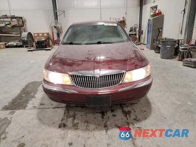 Piąte zdjęcie samochodu w środku: 2002 LINCOLN CONTINENTAL VIN:1LNHM97V42Y687688 - miniatura