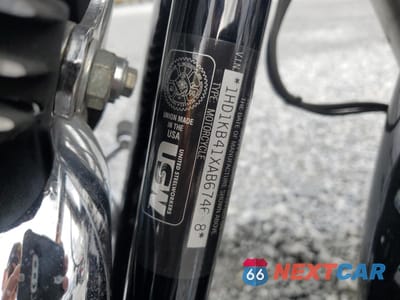 Zdjęcie 9 z 10 samochodu: 2010 HARLEY-DAVIDSON FLHX VIN:1HD1KB41XAB674688 - miniatura