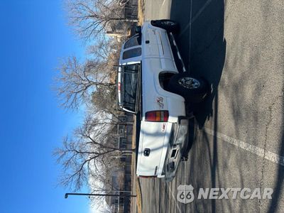 Czwarte zdjęcie samochodu z boku: 2005 GMC SIERRA K2500 HEAVY DUTY VIN:1GTHK29275E236121 - miniatura