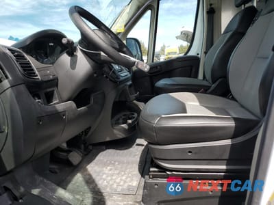 Zdjęcie 7 z 12 samochodu: 2022 RAM PROMASTER 2500 2500 HIGH VIN:3C6LRVDG8NE134557 - miniatura