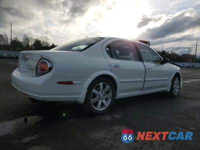 Trzecie zdjęcie samochodu z tyłu: 2003 NISSAN MAXIMA GLE VIN:JN1DA31A73T439600 - miniatura