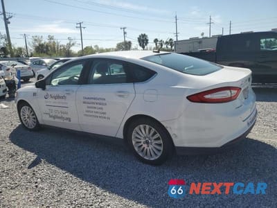 Drugie zdjęcie samochodu z przodu: 2015 FORD FUSION S HYBRID VIN:3FA6P0UU1FR106216 - miniatura