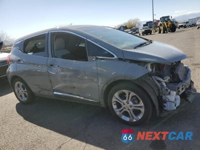 Czwarte zdjęcie samochodu z boku: 2021 CHEVROLET BOLT EV LT VIN:1G1FY6S08M4112748 - miniatura