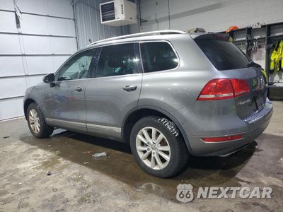 Drugie zdjęcie samochodu z przodu: 2014 VOLKSWAGEN TOUAREG V6 VIN:WVGEF9BP3ED012271 - miniatura