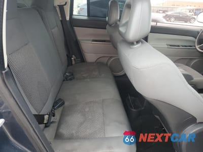 Zdjęcie 12 z 15 samochodu: 2007 JEEP COMPASS VIN:1J8FT47W37D1DB132 - miniatura