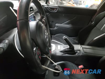 Zdjęcie 7 z 15 samochodu: 2022 TOYOTA GR 86 PREMIUM VIN:JF1ZNBE1XN9753856 - miniatura