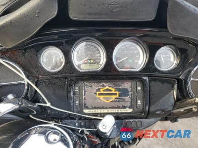 Zdjęcie 7 z 9 samochodu: 2017 HARLEY-DAVIDSON FLHTK ULTRA LIMITED VIN:1HD1KED18HB672448 - miniatura