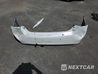 Zdjęcie 12 z 13 samochodu: 2011 LEXUS ES 350 VIN:JTHBK1EG3B2448334 - miniatura