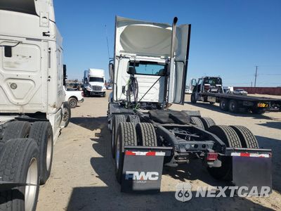 Trzecie zdjęcie samochodu z tyłu: 2015 INTERNATIONAL PROSTAR PLUS 122 SEMI TRUCK VIN:1HSDJAPR5FH719111 - miniatura