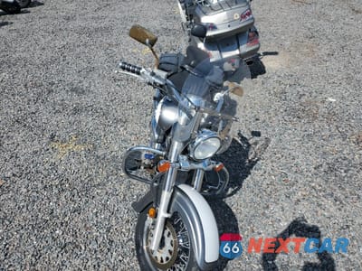 Piąte zdjęcie samochodu w środku: 2003 SUZUKI VL800 VIN:JS1VS54A832107932 - miniatura