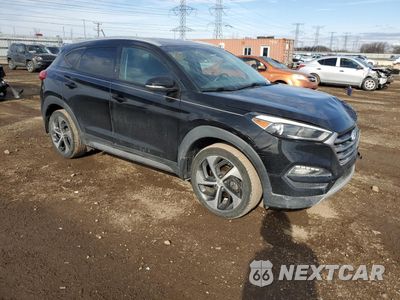 Czwarte zdjęcie samochodu z boku: 2017 HYUNDAI TUCSON LIMITED VIN:KM8J3CA26HU297336 - miniatura