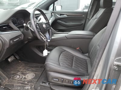 Zdjęcie 7 z 14 samochodu: 2024 BUICK ENCLAVE AVENIR VIN:5GAEVCKW9RJ113951 - miniatura