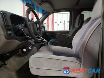 Zdjęcie 7 z 13 samochodu: 1999 CHEVROLET EXPRESS G1500 VIN:1GBFG15R1X1114374 - miniatura