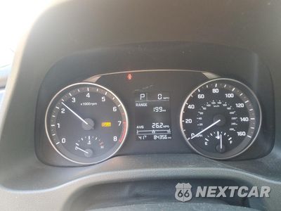 Zdjęcie 9 z 14 samochodu: 2017 HYUNDAI ELANTRA SE VIN:5NPD84LF9HH131475 - miniatura