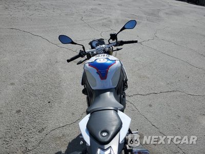 Zdjęcie 6 z 10 samochodu: 2019 BMW S 1000 R VIN:WB10D6204KZ972152 - miniatura