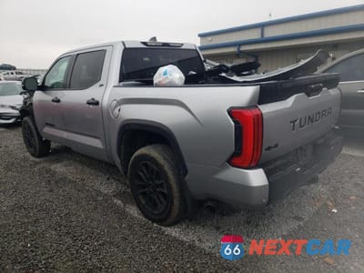 Drugie zdjęcie samochodu z przodu: 2024 TOYOTA TUNDRA VIN:5TFLA5DB9RX163673 - miniatura