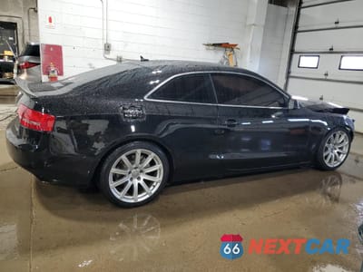 Trzecie zdjęcie samochodu z tyłu: 2011 AUDI A5 PREMIUM PLUS VIN:WAURFAFR3BA009304 - miniatura