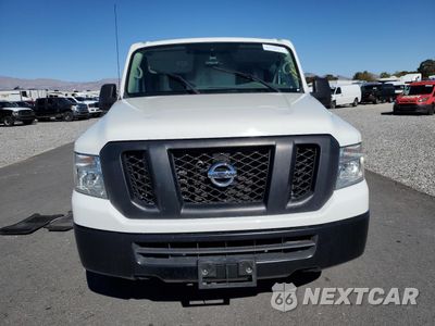 Piąte zdjęcie samochodu w środku: 2020 NISSAN NV 2500 S VIN:1N6BF0KY7LN809090 - miniatura