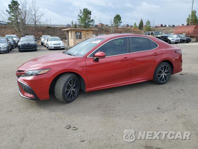 2021 TOYOTA CAMRY SE 4T1G11AKXMU440724 - główne zdjęcie licytacji z USA - miniatura