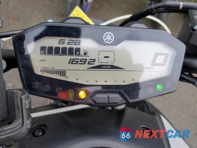 Zdjęcie 7 z 10 samochodu: 2020 YAMAHA MT07 VIN:JYARM27E2LA006210 - miniatura