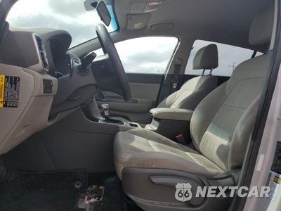 Zdjęcie 7 z 13 samochodu: 2017 KIA SPORTAGE LX VIN:KNDPM3AC9H7192423 - miniatura