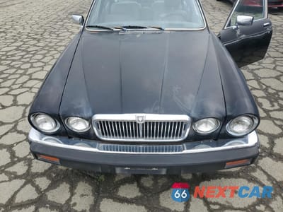 Zdjęcie 11 z 12 samochodu: 1985 JAGUAR XJ6 VANDEN PLAS VIN:SAJAY1347FC399810 - miniatura
