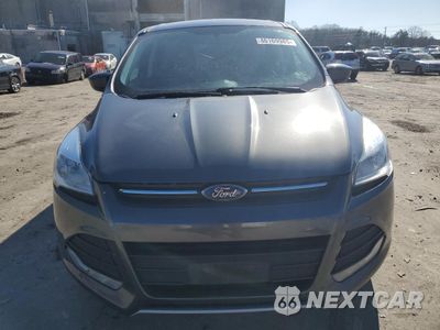 Piąte zdjęcie samochodu w środku: 2015 FORD ESCAPE SE VIN:1FMCU9GX1FUA90586 - miniatura