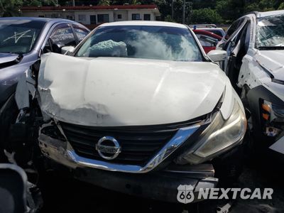 Piąte zdjęcie samochodu w środku: 2018 NISSAN ALTIMA 2.5 VIN:1N4AL3APXJC157680 - miniatura
