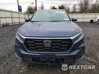 Piąte zdjęcie samochodu w środku: 2023 HONDA CR-V EX VIN:2HKRS4H41PH440676 - miniatura