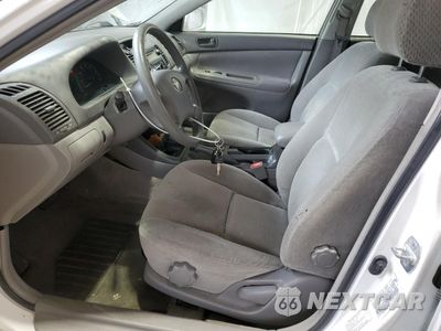 Zdjęcie 7 z 14 samochodu: 2003 TOYOTA CAMRY LE VIN:4T1BE32K33U133810 - miniatura