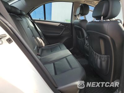 Zdjęcie 10 z 12 samochodu: 2006 MERCEDES-BENZ C 230 VIN:WDBRF52H56A910217 - miniatura