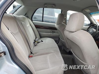 Zdjęcie 10 z 12 samochodu: 2005 MERCURY GRAND MARQUIS GS VIN:2MEFM74W15X650498 - miniatura