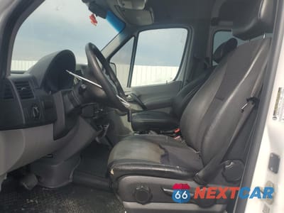 Zdjęcie 7 z 14 samochodu: 2017 MERCEDES-BENZ SPRINTER 2500 VIN:8BRPE8CD4HE136156 - miniatura