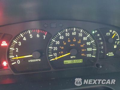 Zdjęcie 9 z 12 samochodu: 2002 TOYOTA TUNDRA ACCESS CAB LIMITED VIN:5TBBT481X2S260158 - miniatura