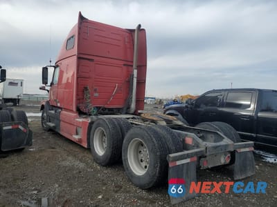 Trzecie zdjęcie samochodu z tyłu: 2011 VOLVO VN VNL VIN:4V4NC9EJ5BN298123 - miniatura