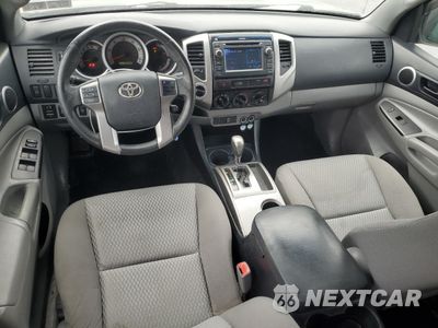 Zdjęcie 8 z 14 samochodu: 2013 TOYOTA TACOMA DOUBLE CAB VIN:3TMLU4EN4DM114521 - miniatura