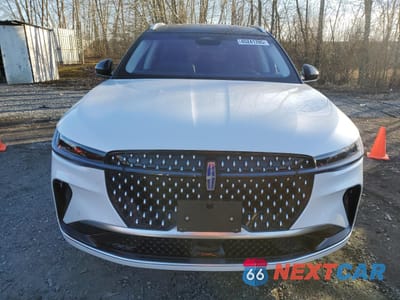 Piąte zdjęcie samochodu w środku: 2024 LINCOLN NAUTILUS RESERVE VIN:5LMPJ8K41RJ881897 - miniatura