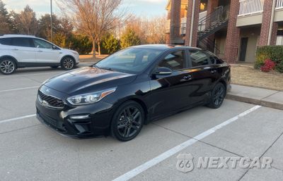 Drugie zdjęcie samochodu z przodu: 2020 KIA FORTE GT LINE VIN:3KPF34AD1LE229440 - miniatura