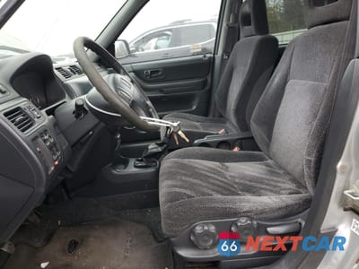 Zdjęcie 7 z 13 samochodu: 1999 HONDA CR-V LX VIN:JHLRD1742XC066524 - miniatura